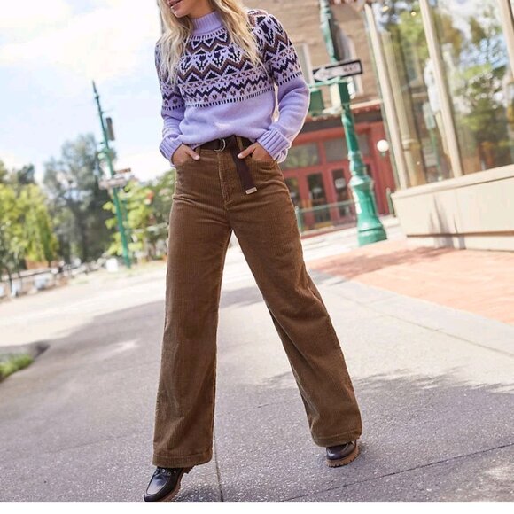 EUC Lands' End High Waist Wide Leg Corduroy Pants/Jeans Women's Size 12 - Picture 1 of 12